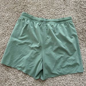 Ten Thousand Interval Short